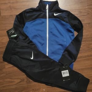 Nike 2 piece set